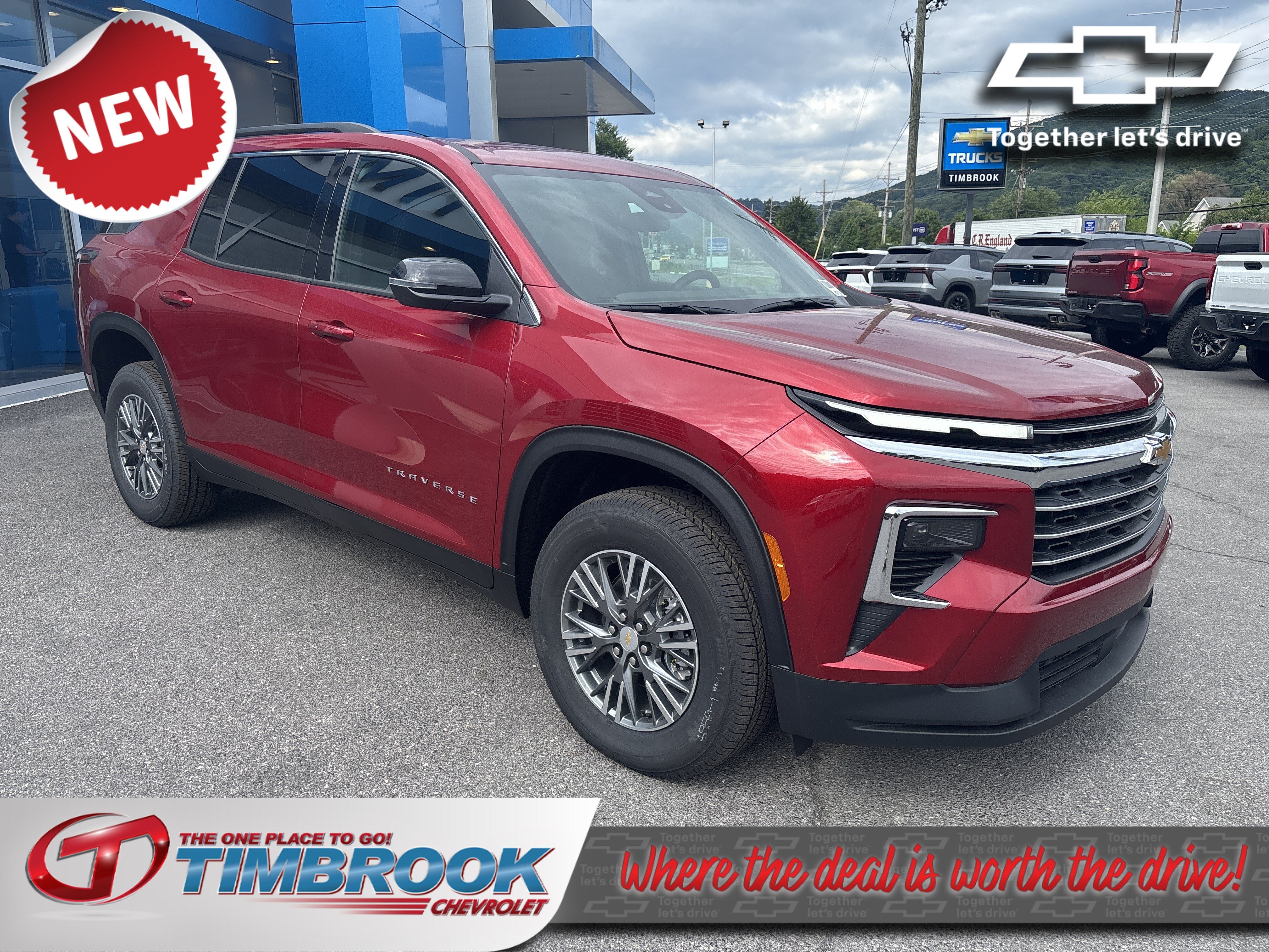 2026 Chevrolet Traverse LT in Radiant Red Tintcoat — front three-quarter view