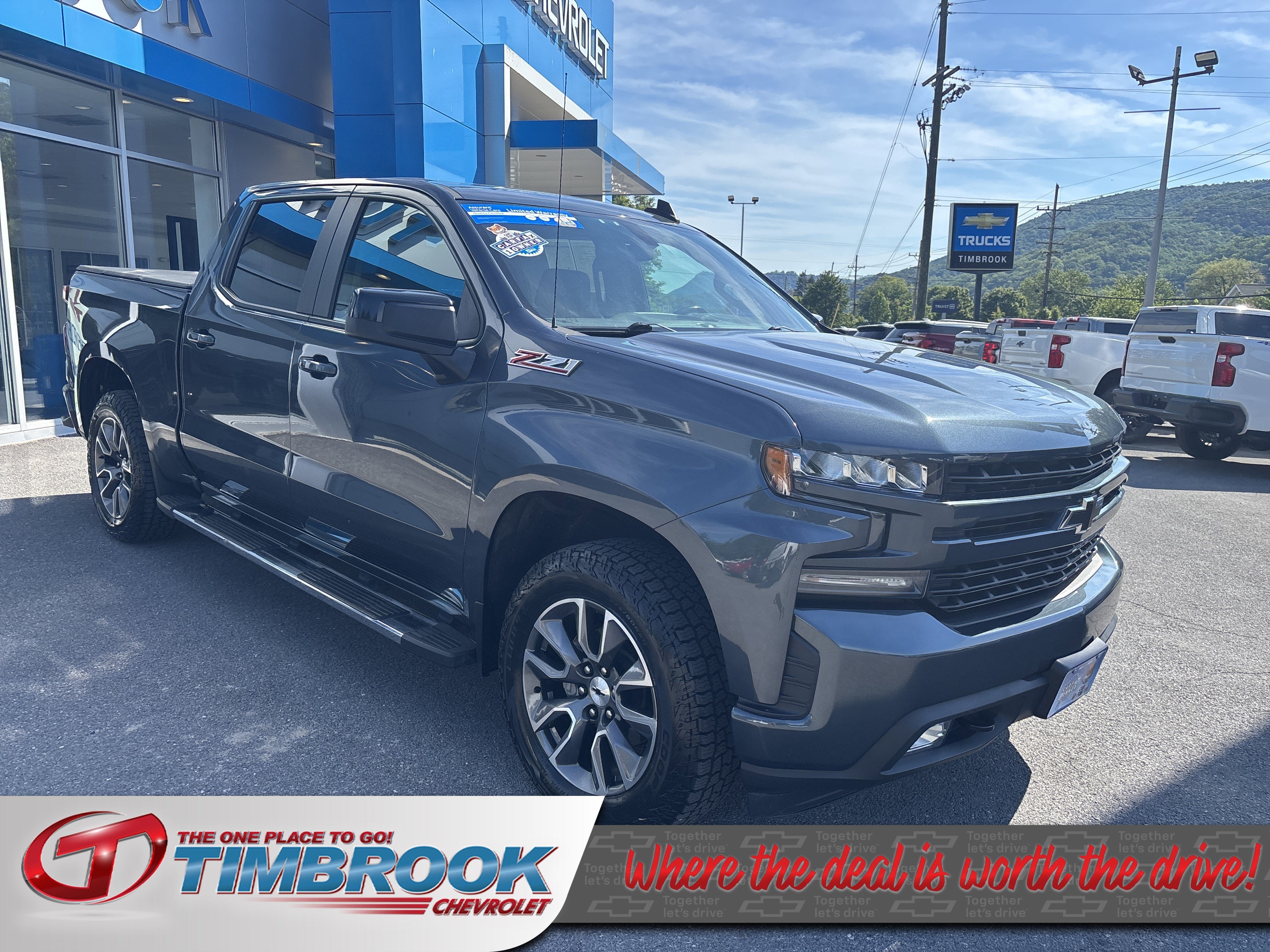 2020 Chevrolet Silverado 1500 RST in Shadow Gray Metallic — front three-quarter view